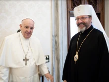 Major Archbishop Sviatoslav Shevchuk, head of the Ukrainian Greek Catholic Church, meets Pope Francis, Nov. 11, 2021.