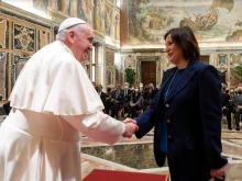 Pope Francis meets members of the Anima per il Sociale nei Valori d’Impresa association at the Vatican’s Clementine Hall, March 14, 2022.