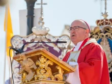 Bishop Santiago Gómez Sierra of Huelva.