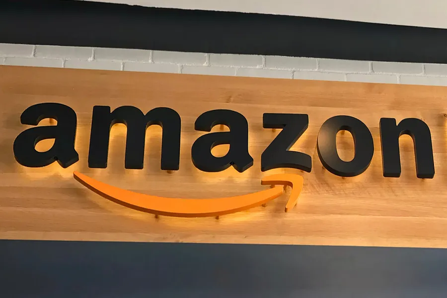 Close up of the Amazon sign. ?w=200&h=150