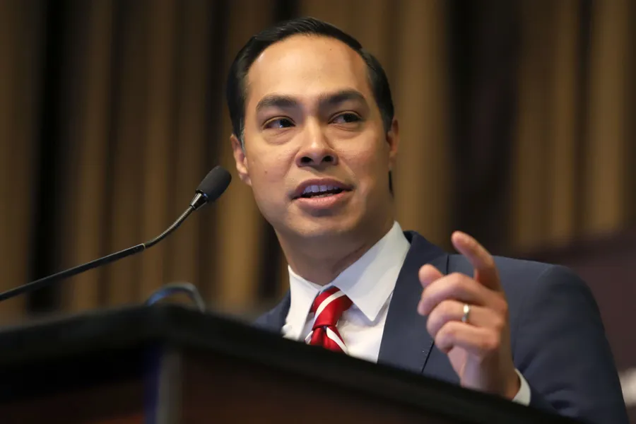 Democratic presidential candidate Julian Castro speaks during the National Action Network Convention on April 3, 2019. ?w=200&h=150