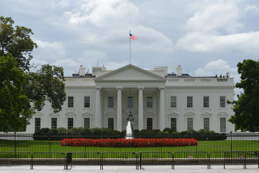 Image of the White House, Washington, DC. Via Shutterstock.?w=200&h=150