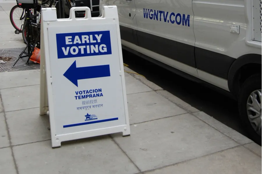 Chicago, Illinois/USA - March 2, 2020: A sign for early voting in the primary elections. ?w=200&h=150