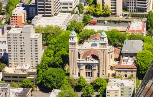 St. James Cathedral in Seattle. Credit: DarrylBrooks/Shutterstock