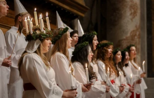 Students from Nordiska Musikgymnasiet — The Nordic Music High School — in Stockholm perform traditional Swedish “Lucia songs” during an afternoon Mass in St. Peter’s Basilica on Dec. 11, 2025. Credit: Bénédicte Cedergren/EWTN News