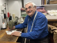 Raniero Mancinelli in his workshop on Via Borgo Pio in Rome.
