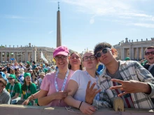Tens of thousands of young pilgrims, who took part in Jubilee of Teenagers festivities from April 25-27, 2025, were also present at the Divine Mercy Mass dedicated to the late pontiff.