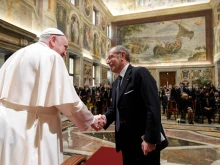 Pope Francis meets members of the Italian League for the Fight against Cancer at the Vatican’s Clementine Hall, March 4, 2022.