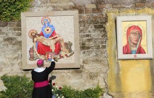 Archbishop Bernard Bober of Košice, president of the Slovak Bishops’ Conference, blesses the new mosaic of Our Lady of Sorrows in the Vatican Gardens at a ceremony attended by Slovak President Peter Pellegrini and Vatican officials on Dec. 5, 2025. Credit: Bohumil Petrík