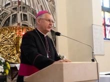 Archbishop Tomasz Peta