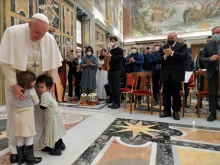 Pope Francis meets with supporters of the Casa dello Spirito e delle Arti Foundation at the Vatican’s Clementine Hall, Feb. 4, 2022.