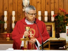 Bishop Andrzej Siemieniewski celebrates Mass in the Chapel of St. Maximilian, Niepokalanów, Poland, Nov. 6, 2021.