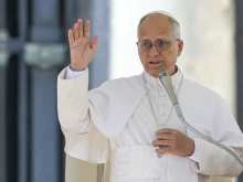 Pope Leo XIV blesses those gathered in St. Peter’s Square at the Vatican on Nov. 5, 2025.