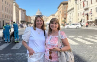 Widows Norma Pérez and Olga Pallares. Credit: Victoria Cardiel/EWTN News