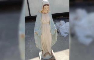 The restored Marian statue damaged by Islamic State during its occupation of Karamles, Iraq. Photo credits: Rocchi/SIR.