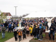 Thousands of pilgrims come together each year to take part in the annual Walk to Mary, which takes place on the first Saturday of May in Wisconsin. The 21-mile pilgrimage starts at the National Shrine of St. Joseph in De Pere, Wisconsin, and ends at the National Shrine of Our Lady of Champion in Champion, Wisconsin.