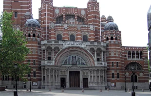 Front view of Westminster Cathedral, London. Credit: Adrian Pingstone on Wikimedia Commons