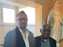 Surgeon Domenico Veneziano with Cardinal Robert Sarah.