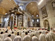 Pope Francis presided over a Chrism Mass at which more than 1,880 priests, bishops, and cardinals renewed the promises made at their ordinations on April 6, 2023.