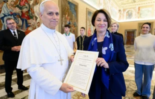 U.S. Sen. Amy Klobuchar, D-Minnesota, meets Pope Leo XIV, along with a delegation of Ukrainian mothers, wives, and teenagers, at the Vatican on Nov. 21, 2025. Credit: Vatican Media