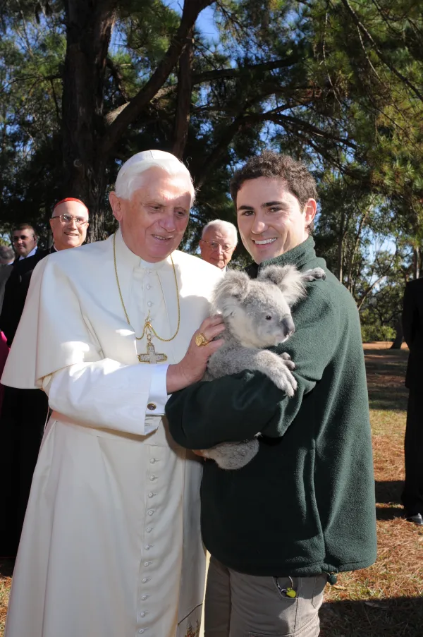 Pope Benedict XVI meets with a team at the Kenthurst Study Centre, where he met a koala and other iconic Australian animals during World Youth Day in Sydney, July 12–21, 2008. Vatican Media.