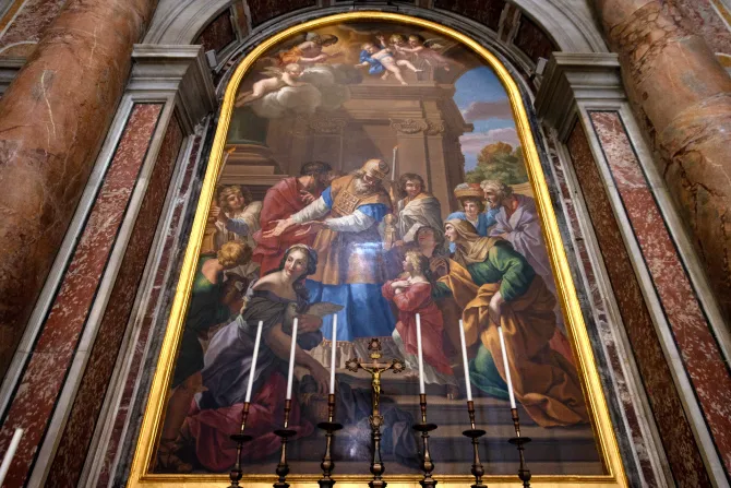 A mosaic altarpiece of the Presentation of the Virgin Mary in the Temple can be found above the tomb of Pope St. Pius X near the left-front entrance of the basilica.