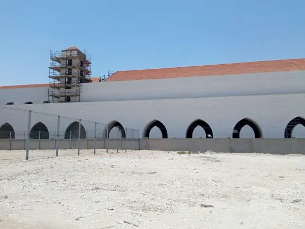 Tekući građevinski radovi na maronitskoj crkvi sv. Charbela u Dohi, Katar, u travnju 2024. Zasluge: otac Charbel Mhanna