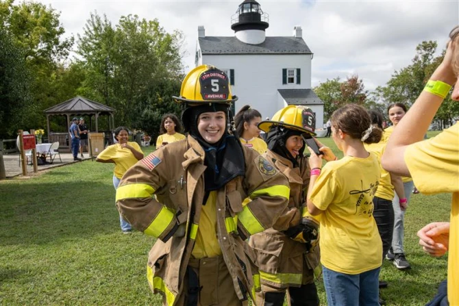 Youth rally on St. Clements Island
