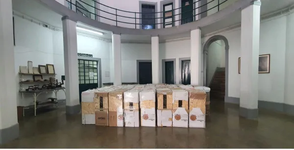 The benches of the confessionals ready and packed, in the atrium of the workshop at the Coimbra Prison. Photo courtesy of Clara Raimundo