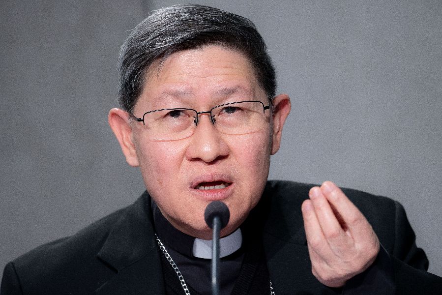 Cardinal Tagle defends Vatican-China deal