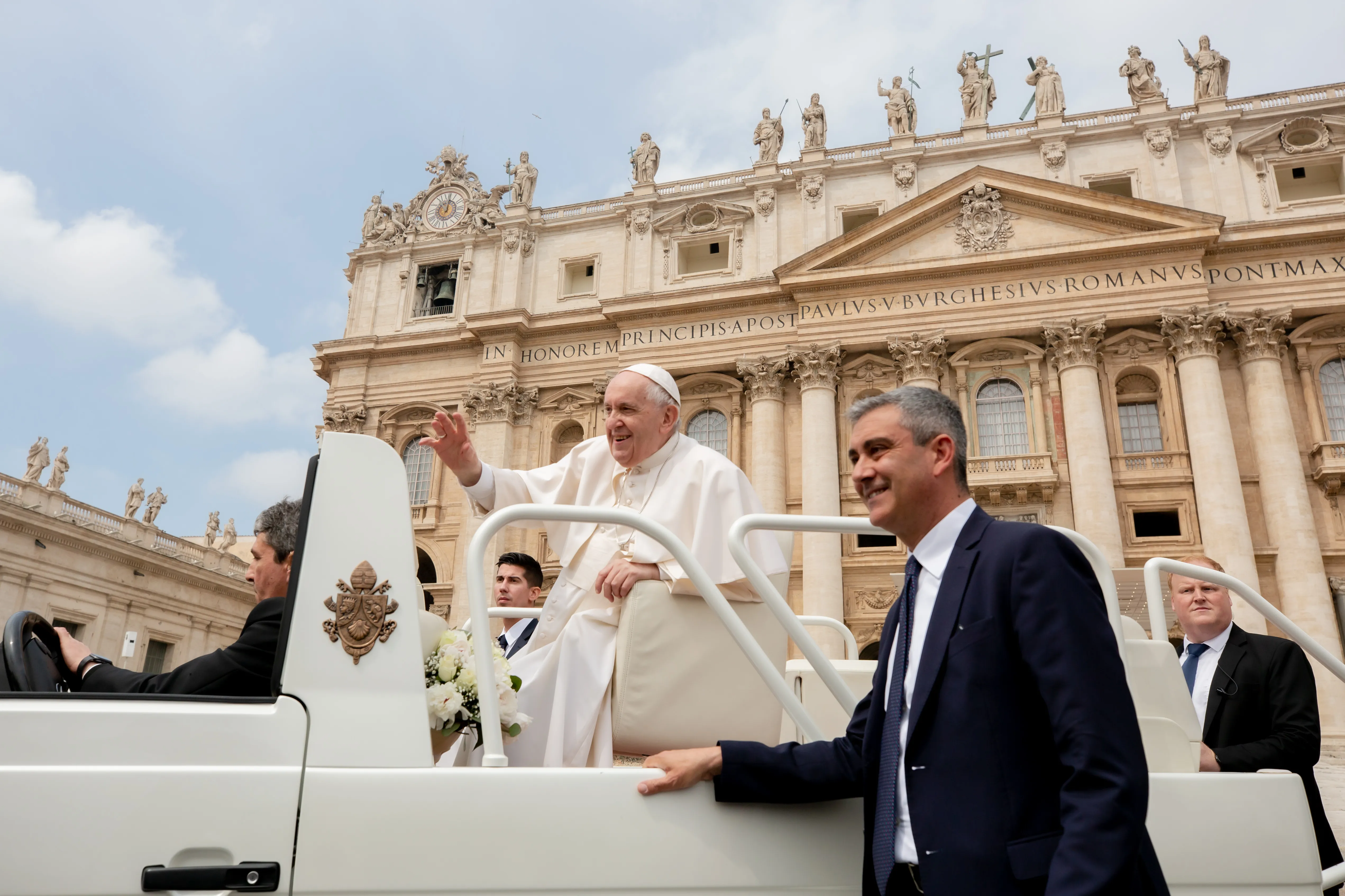 Pope Francis’ general audience in St. Peter’s Square, May 4, 2022.?w=200&h=150