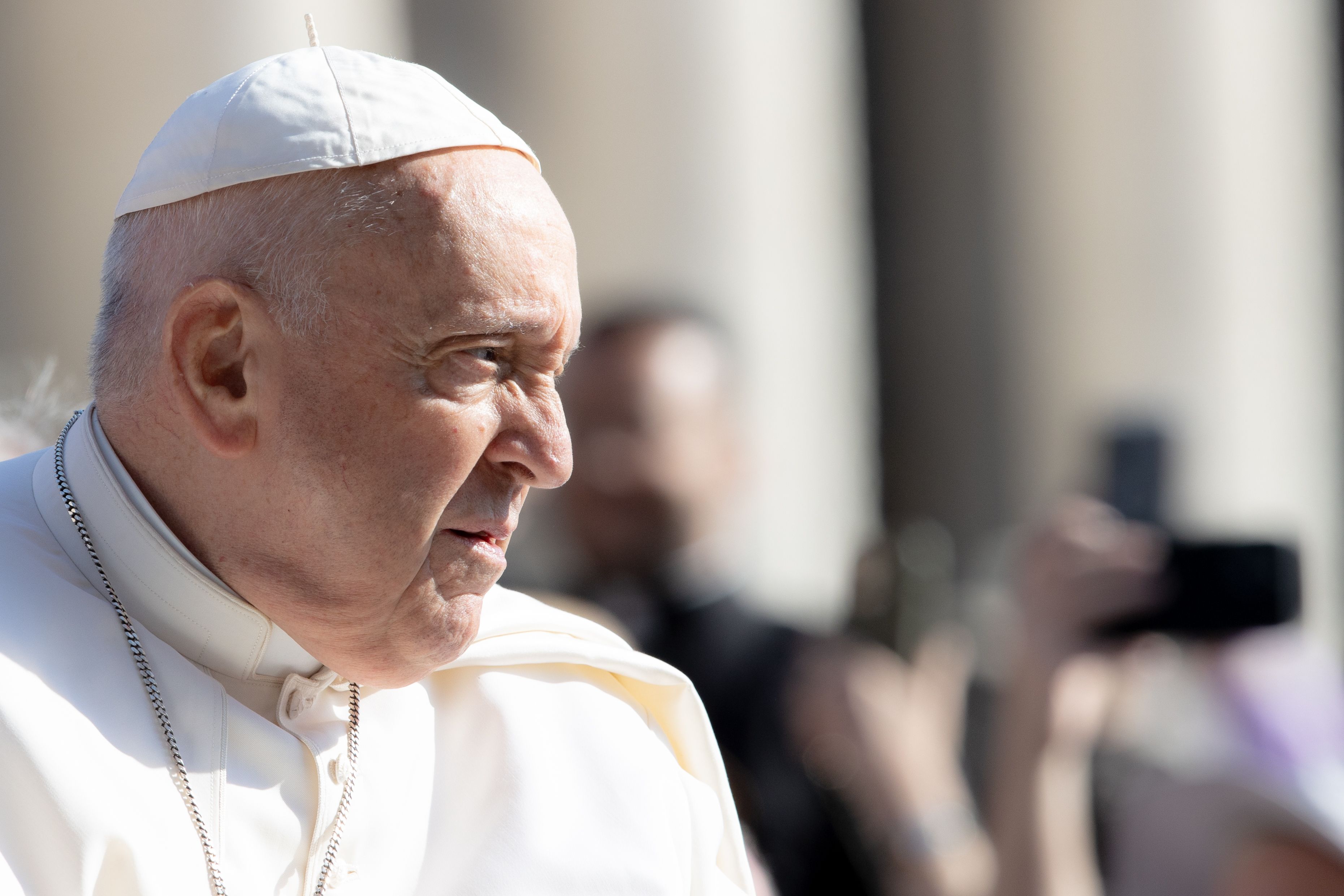 Pope Francis has a fever, Vatican spokesman confirms