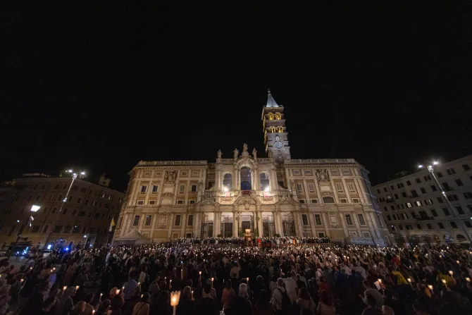 Vatican rosary vigil