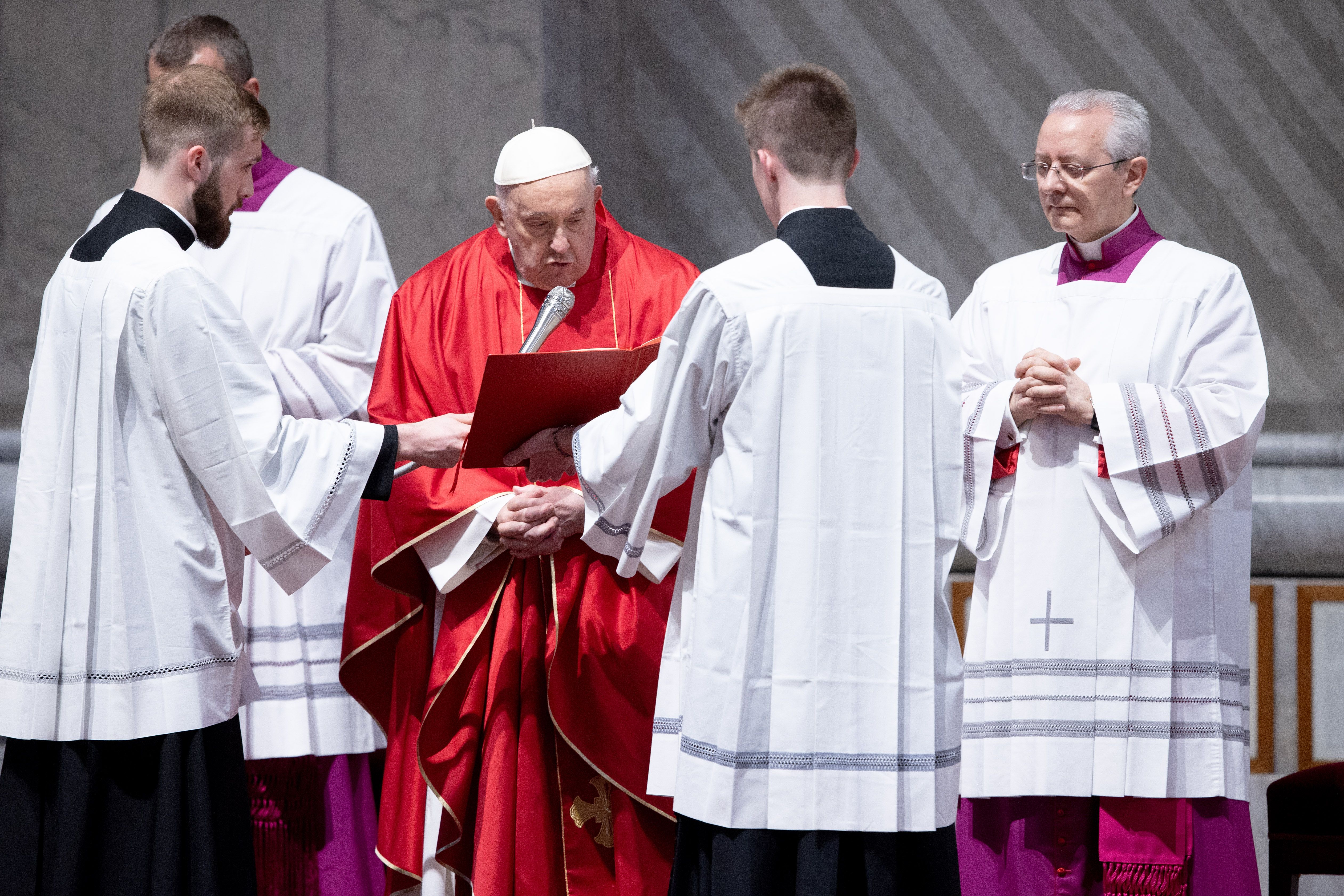 PHOTOS: Pope Francis celebrates Good Friday liturgy at the Vatican 