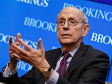US Supreme Court Justice Stephen Breyer speaks at Brookings, Jan. 21, 2016.