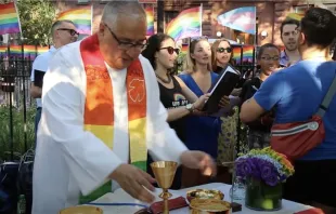 Father Gil Martinez celebrates Mass at the Stonewall National Monument on June 17, 2019. Credit: YouTube/Religion Unplugged 2019