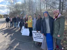 Students gather at a 40 Days for Life vigil outside a Glasgow abortion facility.