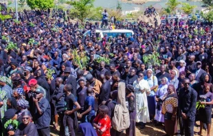 Thousands of Christians peacefully and prayerfully march to a rally in front of the Nigerian Plateau state governor's office building in protest of the 2023 Christmas massacre that left over 200 Christian Nigerians dead, Jan. 8, 2024. Credit: Photo courtesy of Rev. Dr. Gideon Para-Mallam, photo by Plateau State Government Media Team