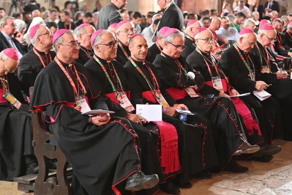 Bishops participate in vespers with Pope Francis at Jerónimos Monastery in Portugal, Aug. 2, 2023. Credit: João Cláudio Fernandes/Flickr JMJ Lisboa 2023