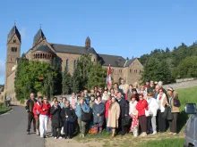 A group of pilgrims who followed the spiritual retreat with Claude and Marie France Delpech in front of St. Hildegard Abbey in Ebingen, Germany, Sept. 17, 2012.
