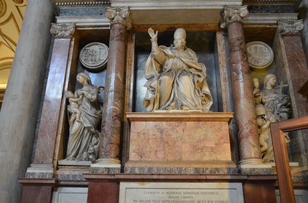Statue of Pope Clement IX at his tomb in Santa Maria Maggiore. Credit: Richard Mortel/Flickr
