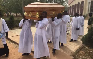 A funeral Mass in Nigeria. Aid to the Church in Need.