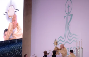 Adoration of the Blessed Sacrament at the International Eucharistic Congress in Budapest on Sept. 11, 2021. Daniel Ibanez