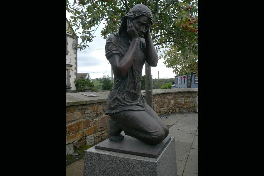Claudy bombing memorial statue created by sculptor Elizabeth McLaughlin?w=200&h=150