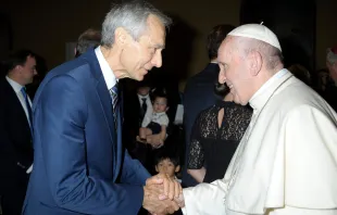 Ján Figeľ, special envoy for the promotion of freedom of religion outside the EU from 2016 to 2019, meets Pope Francis in 2018. Vatican Media/Ján Figeľ personal archive.