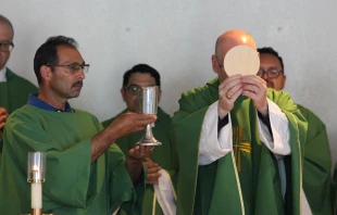 The doxology at a Mass in El Paso, Texas, September 2019. Jonah McKeown/CNA