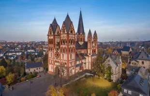 The Catholic Cathedral of Limburg in Hesse, Germany. Phantom3Pix via Wikimedia (CC BY-SA 4.0).