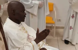 The late Fr. Livinius Esomchi Nnamani in his hospital room Vatican Media.