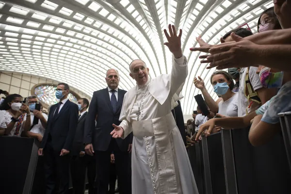 Pope Francis greets people during his general audience in the Pope Paul VI Hall Aug. 11, 2021 / Vatican Media