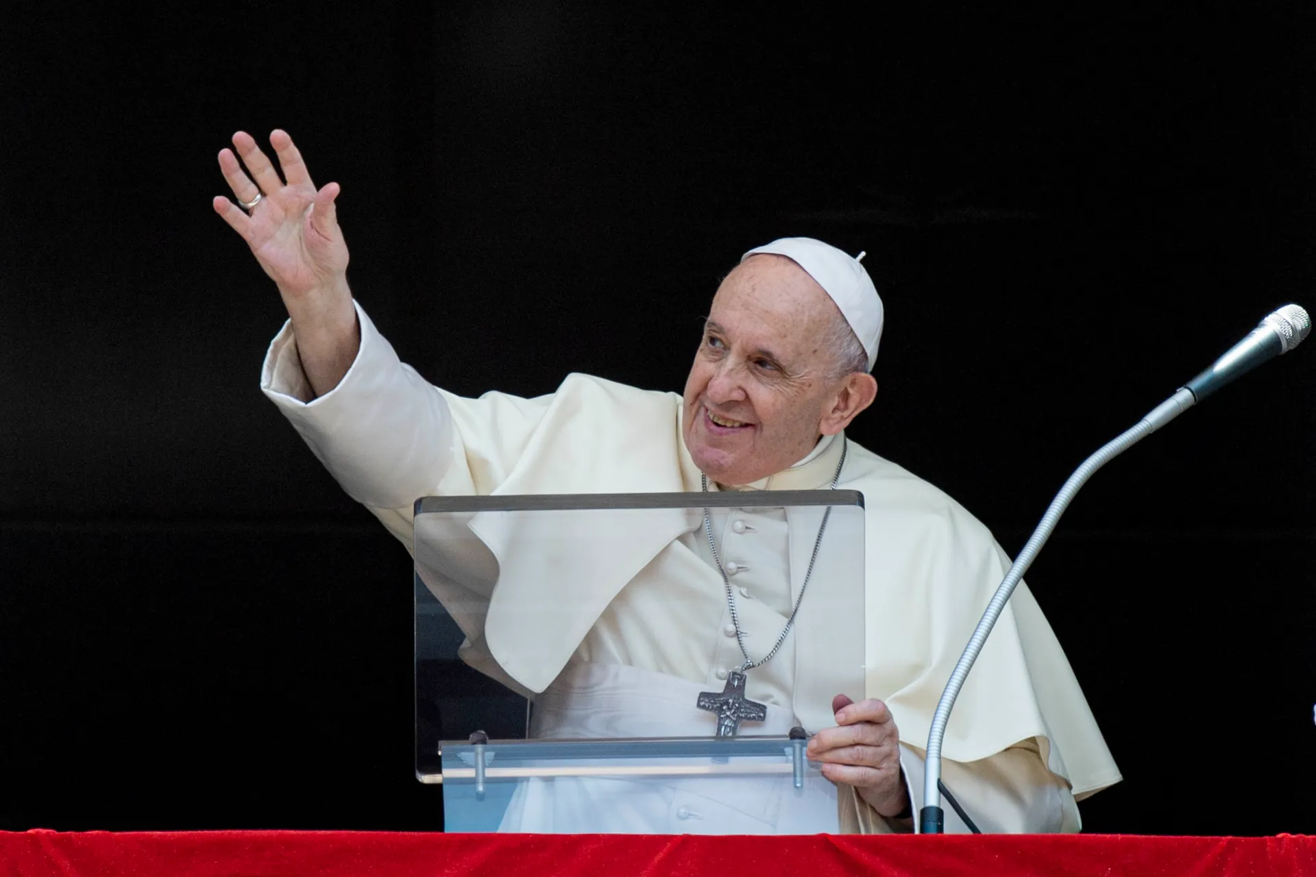 Pope Francis greets pilgrims at this Angelus address on Aug. 22, 2021?w=200&h=150